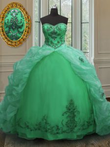 Organza verde encaje hasta el vestido de baile vestido de fiesta sin mangas con el tren tren de la corte rebordear y apliques y pick ups