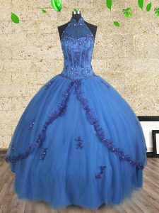 El azul atractivo ata para arriba encima del halter que rebordea el vestido dulce 16 de Tulle sin mangas