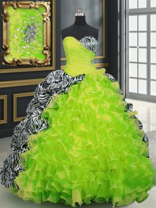 Organza y tren impreso del cepillo sin mangas del amor atan para arriba el rebordear y las colmenas y el patrón dulce 16 vestidos en verde amarillo