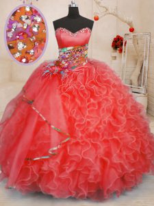 Los vestidos de bola dulce 16 vestido del quinceanera coral rojo amor organza longitud sin mangas del piso atan para arriba