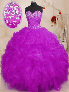 El amor púrpura que brilla ata para arriba el beading del vestido del quinceanera sin mangas