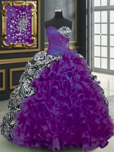 Púrpura de lujo atan para arriba el amor que rebordea y las colmenas y los vestidos de bola del membrillo del patrón visten el organza y el tren cepillado sin mangas impreso