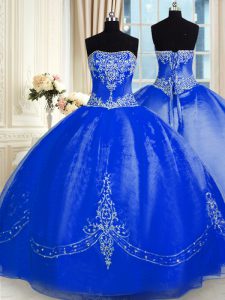 Los suntuosos vestidos de bola azules azules rebordeando y bordado dulce 16 vestido ata hasta la longitud sin mangas del piso del organza