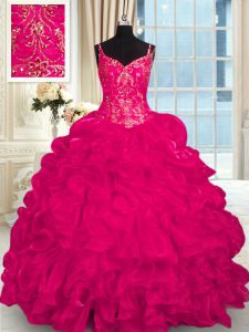 Espectaculares vestidos de bola de color rosa caliente rebordear y bordado y volantes vestidos de quinceañera de encaje hasta organza sin mangas