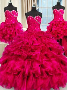 Popular de cuatro piezas de color rosa caliente hasta el amor rebordear y volantes y ruching vestidos de quinceañera organza sin mangas