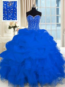 Organza azul royal hasta el vestido de quinceanera sin mangas de longitud de piso rebordear y volantes