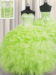 Visibles deshuesado verde amarillo vestidos de novia sin mangas de organza longitud del piso encaje hasta rebordear y volantes y recoger los vestidos de bola de membrillo