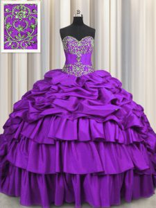 El tafetán púrpura fabuloso ata para arriba el vestido sin mangas del tren del cepillo del vestido del quinceanera sin mangas que rebordea y bordado y las capas arrugadas y las recolecciones