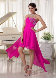 Caliente Rosa High-low Paseo Cóctel Vestido Con Bordado Decorate Estrapless Y Ruched