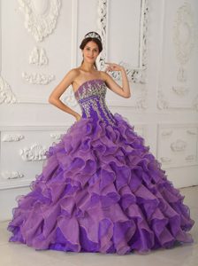 Púrpura Vestido De Fiesta Estrapless Hasta El Suelo Organdí Bordado Y Vestido De Quinceañera