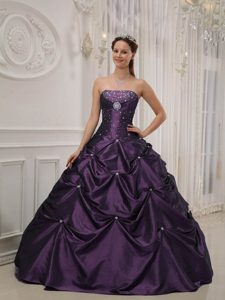 Púrpura Vestido De Fiesta Estrapless Hasta El Suelo Tafetán Y Satén Bordado Vestido De Quinceañera
