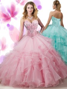 Los vestidos de bola rosados ​​organza el reborde sin mangas del amor y las capas rizadas longitud del piso atan para arriba el vestido del baile de fin de curso del vestido de bola