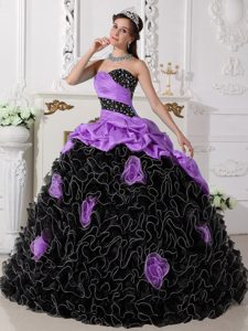 Púrpura Y Negro Vestido De Fiesta Dulceheart Hasta El Suelo Organdí Bordado Y Rolling Floress Vestido De Quinceañera