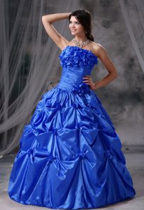 Flor Hecha A Manos Y Pick-ups Decorate Bodice Ruch Vestido De Fiesta Hasta El Suelo Azul Estrapless Vestido De Quinceañera para 2015