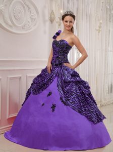 Púrpura Vestido De Fiesta Un Sólo Hombro Hasta El Suelo Zebra Or Leopard Vestido De Quinceañera