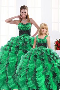 Dramático piso longitud vestidos de fiesta sin mangas verdes dulces 16 vestidos de encaje hasta