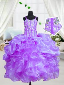 Las correas de espagueti sin mangas atan para arriba los vestidos del desfile de la niña el organza púrpura de la berenjena