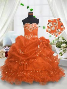 Personalizado longitud de piso sin mangas de color naranja perlas y capas de rizado y pick ups ata hasta el vestido de desfile de los niños
