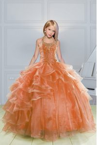 Los vestidos de bola hermosos forman el desgaste formal del halter anaranjado superior de la longitud sin mangas del piso del organza atan para arriba
