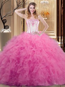 Vestidos de quinceañera del bordado de los vestidos de bola del color de rosa rosados ​​atan para arriba la longitud sin mangas del piso de Tulle