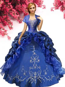 Longitud sin mangas del piso que rebordea y el bordado atan para arriba el vestido del baile de fin de curso del vestido de bola con el azul real