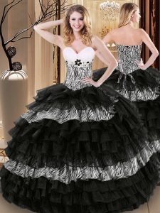 Organza negro magnífico y estampado de encaje hasta 15 vestido de quinceañera longitud sin mangas piso ondulado capas y patrón